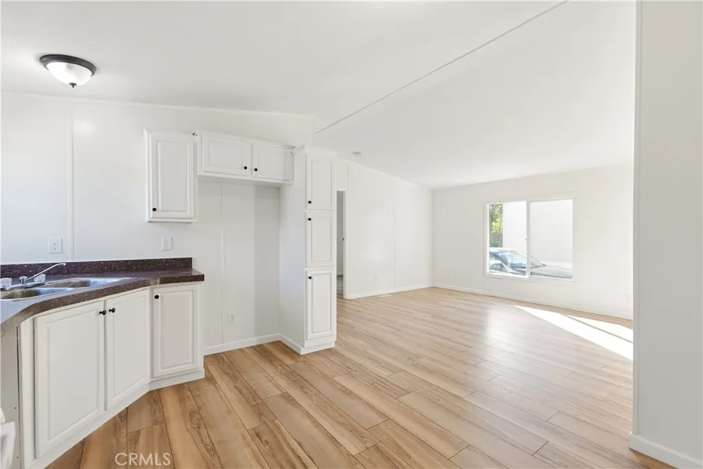 https://cdn.realtyfeed.com/cdn/127/306291420/f9a955eda22417e80880fc7489ef3ab9.webp