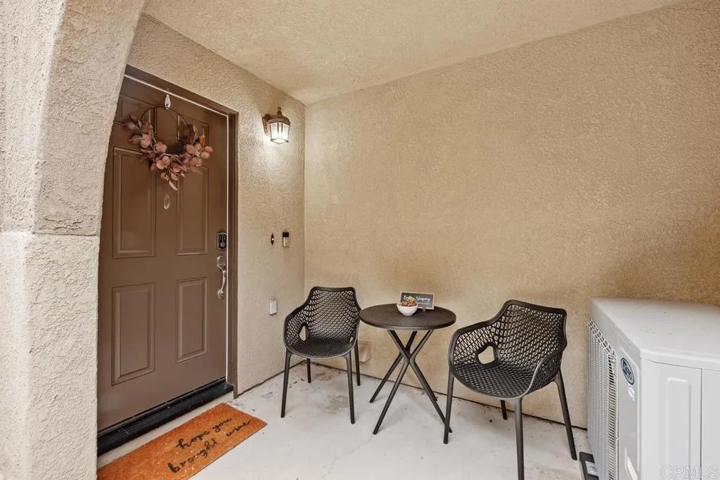 Photo #3: NDP2409334 Listing 