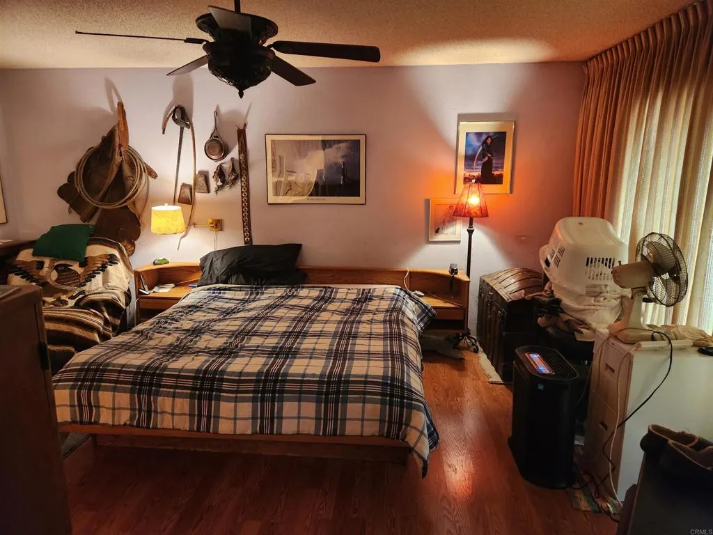 https://cdn.realtyfeed.com/cdn/127/306291645/140ebaad181a44c011b483b0d3d5e1de.webp