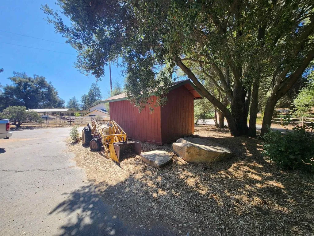 https://cdn.realtyfeed.com/cdn/127/306291645/1933ad1af8837849d2f727ade93e3452.webp