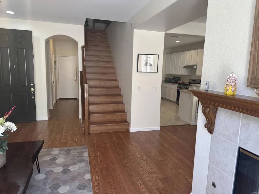 Photo #5: PTP2406484 Listing 
