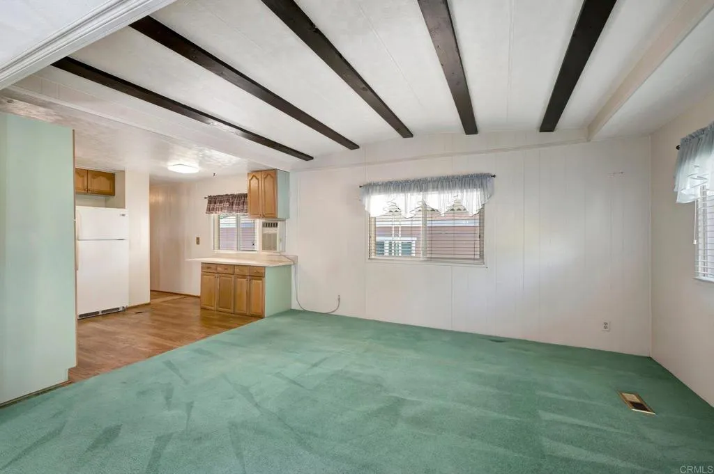 https://cdn.realtyfeed.com/cdn/127/306293687/bda049e943567b92508ccc4fb83f12d5.webp