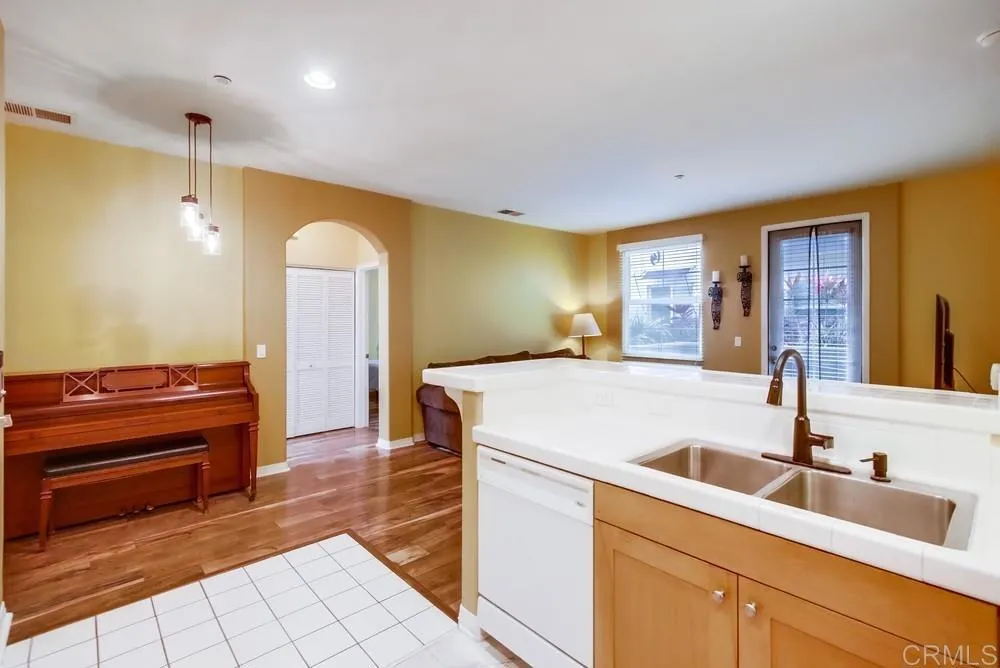 Photo #6: PTP2406534 Listing 