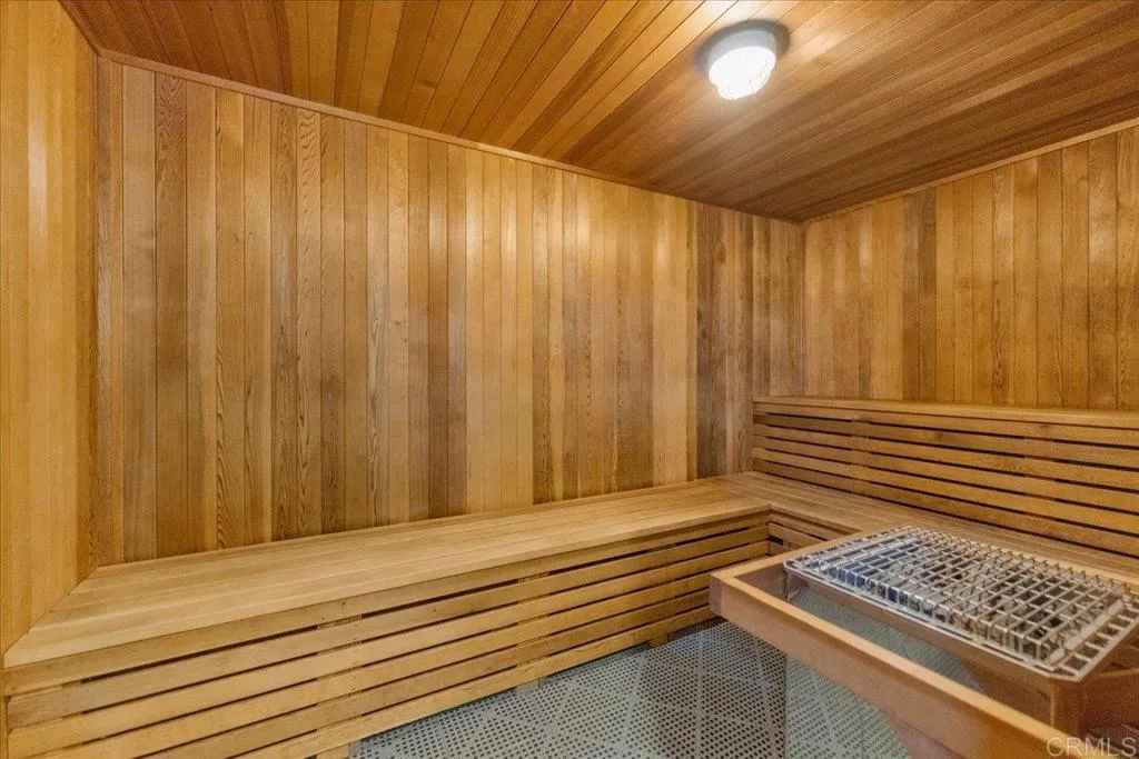 https://cdn.realtyfeed.com/cdn/127/306294026/2edbae19f1c906798a6ba3b50f4c8906.webp