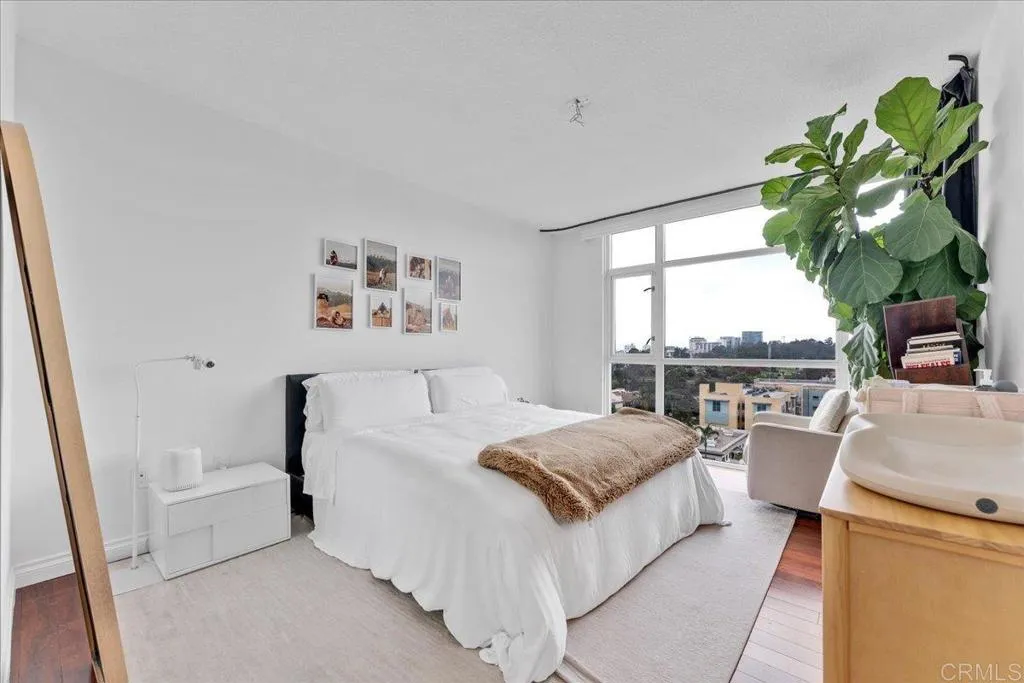 https://cdn.realtyfeed.com/cdn/127/306294026/4d95dff18583d960ee4ca2675aaec2ad.webp