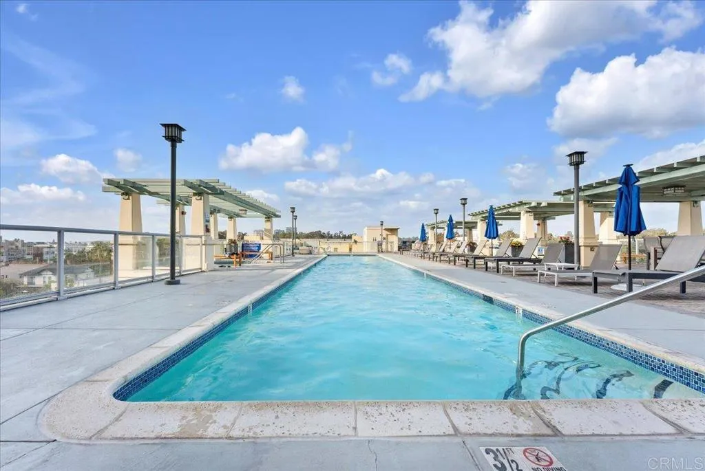 https://cdn.realtyfeed.com/cdn/127/306294026/75aeac75bd0321162ff2b2e9bd053d53.webp