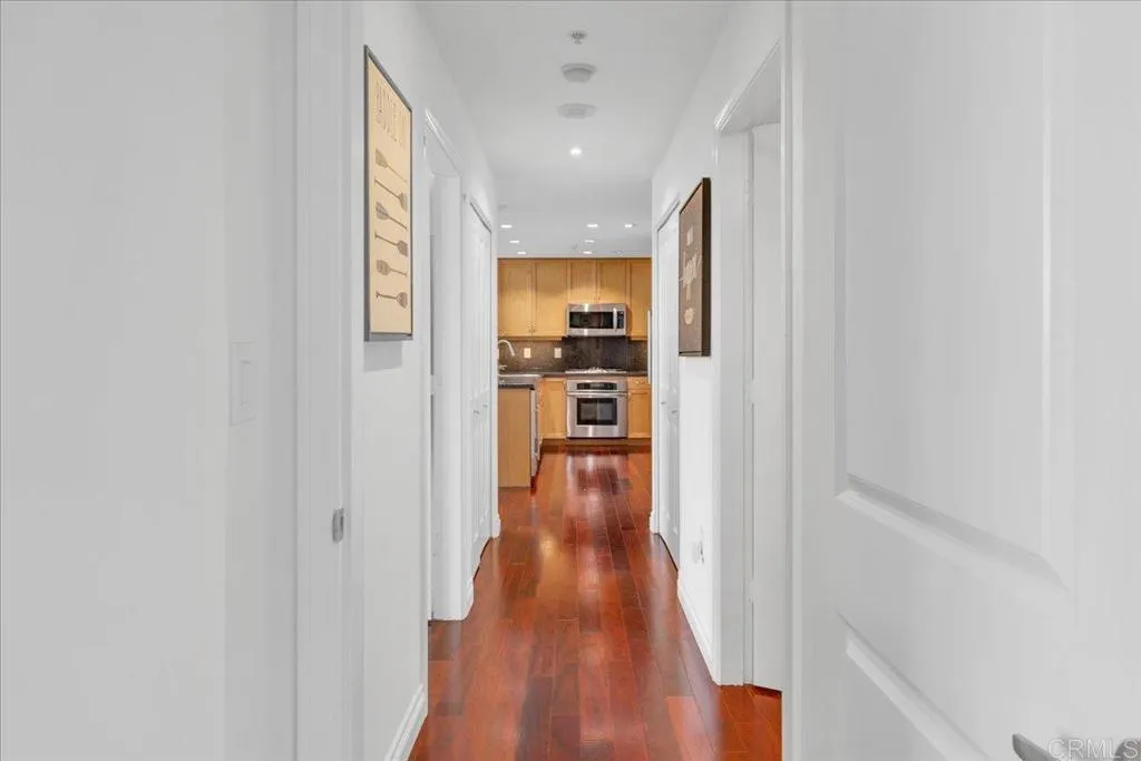https://cdn.realtyfeed.com/cdn/127/306294026/95c47bb11e5df7dc4281890502d9b691.webp