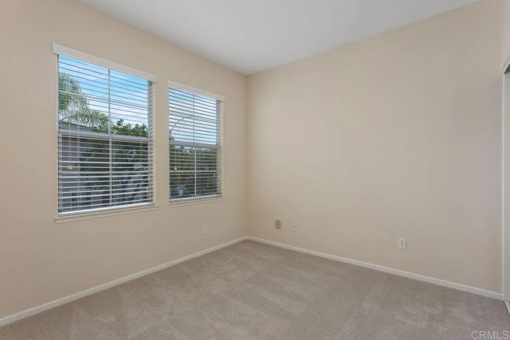https://cdn.realtyfeed.com/cdn/127/306294628/99b752877144ca890396ce740f009980.webp