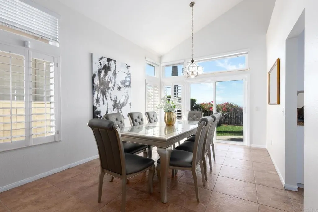 https://cdn.realtyfeed.com/cdn/127/306295654/3a365cae76b543e5fa9a794c222f5d0b.webp