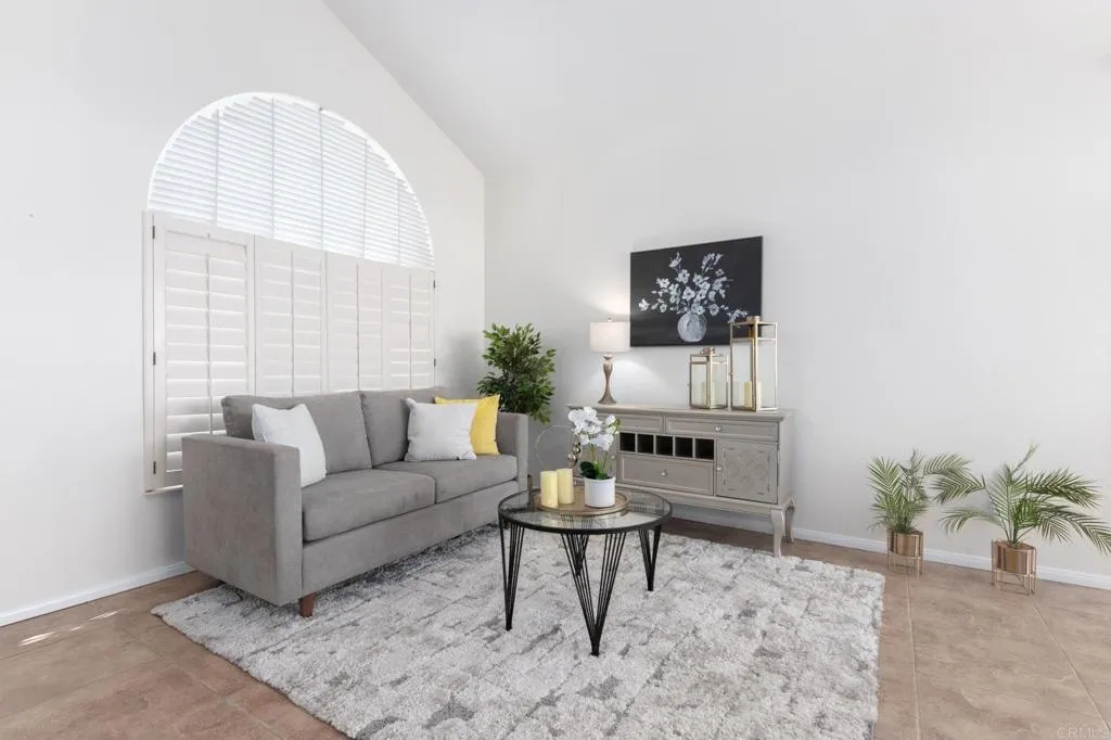 https://cdn.realtyfeed.com/cdn/127/306295654/55c31f2e14fa2056806d369dfd924428.webp