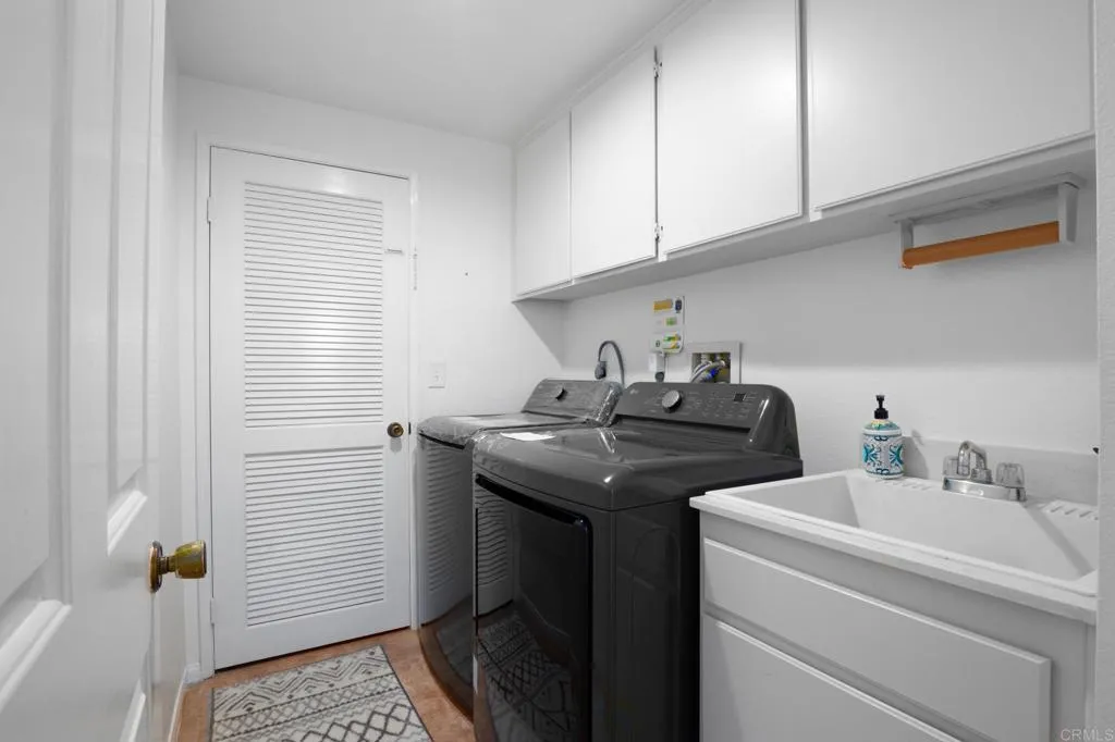 https://cdn.realtyfeed.com/cdn/127/306295654/80da1a5f9dcd5c52b255bc98c007b507.webp