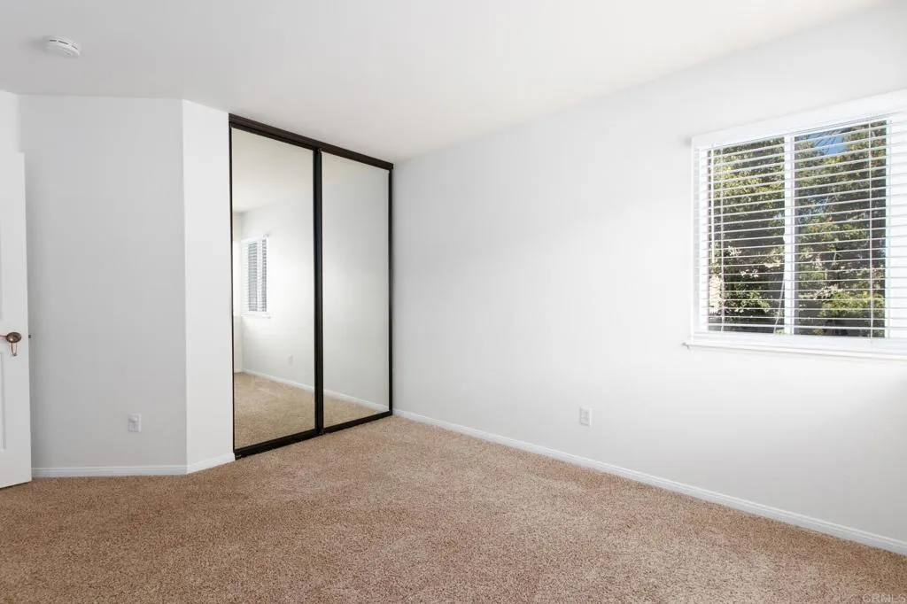 https://cdn.realtyfeed.com/cdn/127/306295654/982ceb7f4cb1084a5d3343dd238c1fda.webp