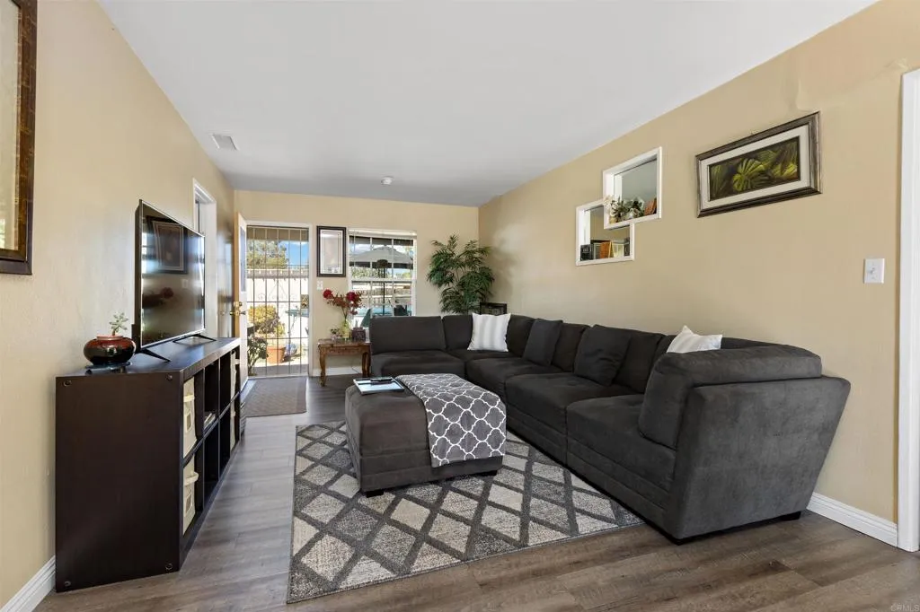 https://cdn.realtyfeed.com/cdn/127/306295656/89351f46d1f4ef400a4192395aeb8f82.webp