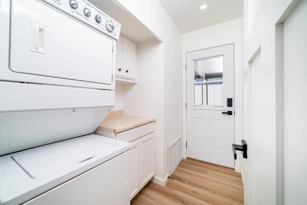 https://cdn.realtyfeed.com/cdn/127/306295871/3d58c1134eab5c2b9f7a3b5ab7eebc4b.webp