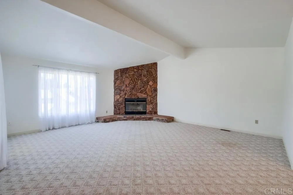 https://cdn.realtyfeed.com/cdn/127/306296881/019394f874401174ad4ebd686ba0c202.webp