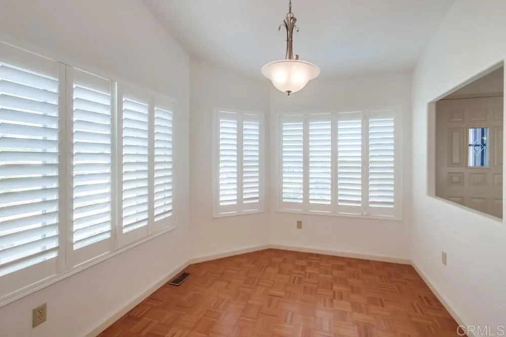 https://cdn.realtyfeed.com/cdn/127/306296881/29d66a5979b516defa850ced9b788703.webp