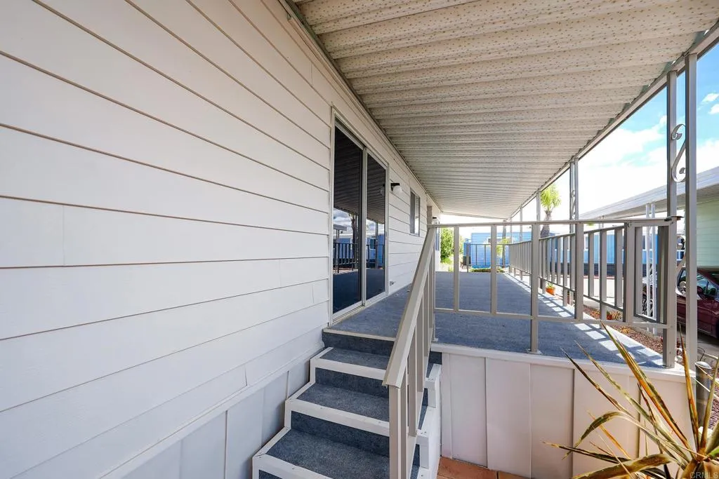https://cdn.realtyfeed.com/cdn/127/306296936/2242a9bf32c266a819e92a489cfb6e1e.webp