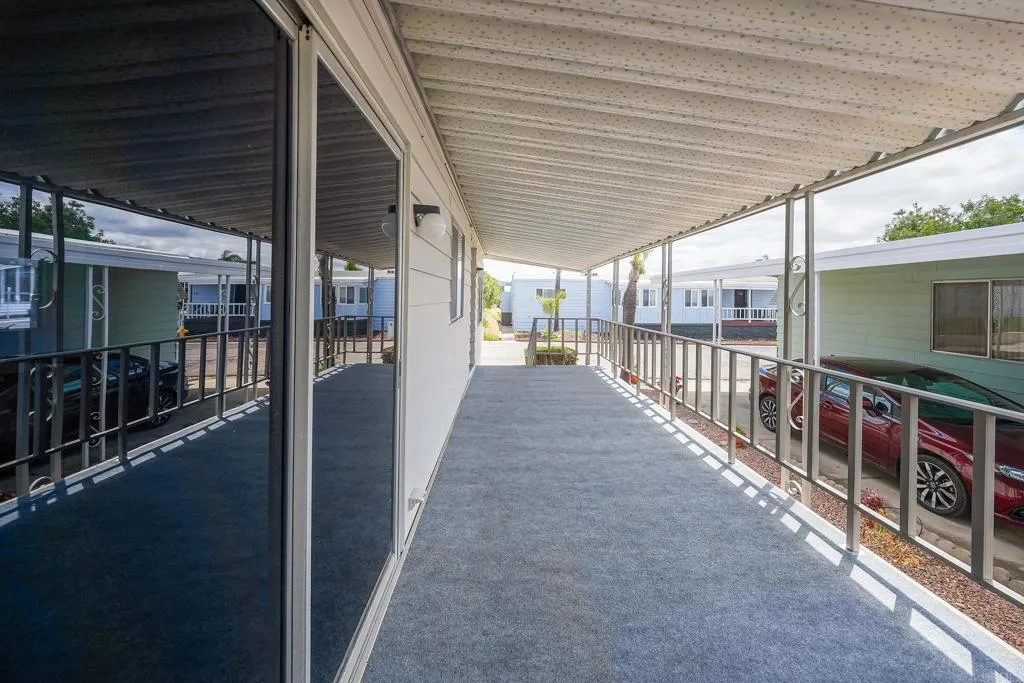 https://cdn.realtyfeed.com/cdn/127/306296936/d8fdb01b7587a394f38d57007386ecb3.webp