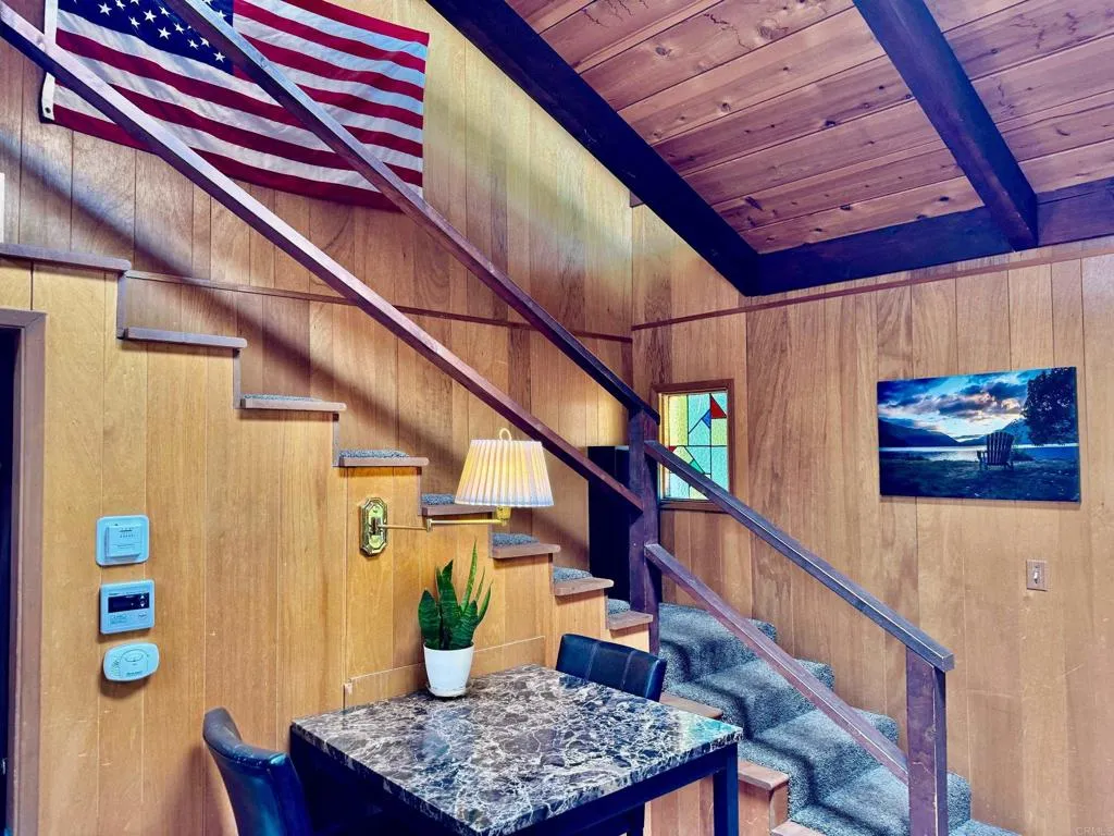 https://cdn.realtyfeed.com/cdn/127/306296996/2a0f5ebe33ae4f1dd63fac401126f917.webp