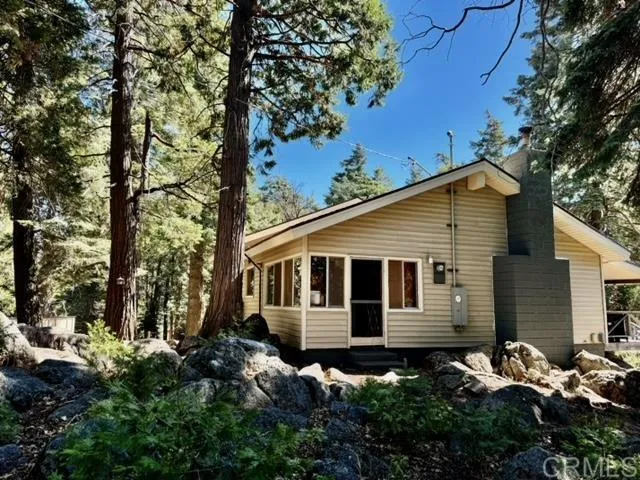 https://cdn.realtyfeed.com/cdn/127/306296996/625dee75d6f8670de49d6fab06105bc9.webp