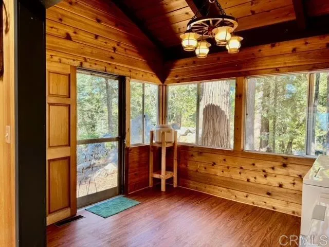 https://cdn.realtyfeed.com/cdn/127/306296996/8d918df508de855144032457fc48601e.webp