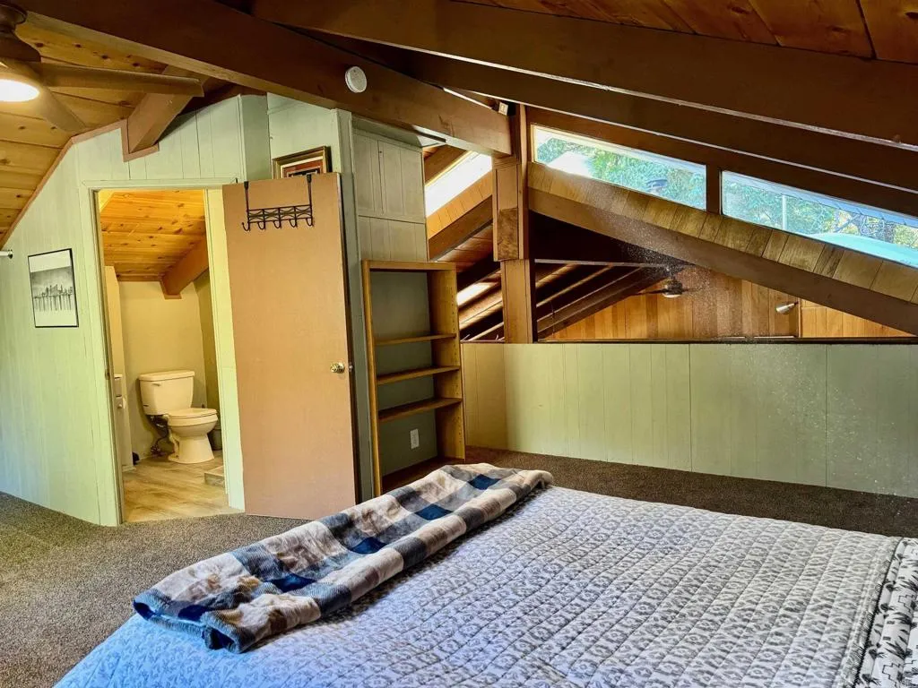 https://cdn.realtyfeed.com/cdn/127/306296996/f31a08c490efd59cb394986efcd27a26.webp