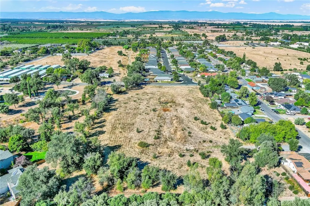 listing main picture