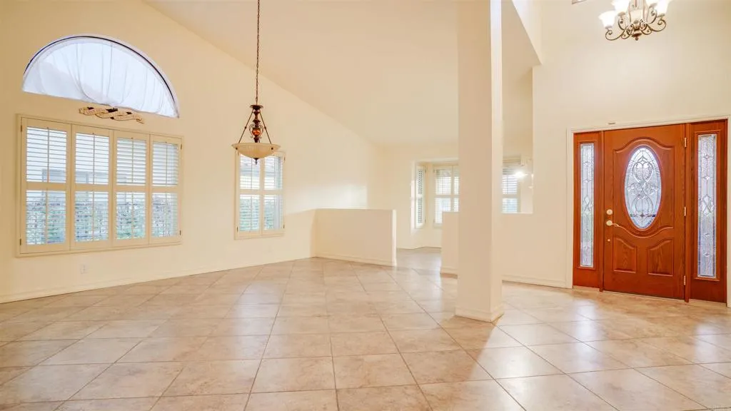 https://cdn.realtyfeed.com/cdn/127/306299058/57ddc4185560503bbaa8e35370a8b923.webp
