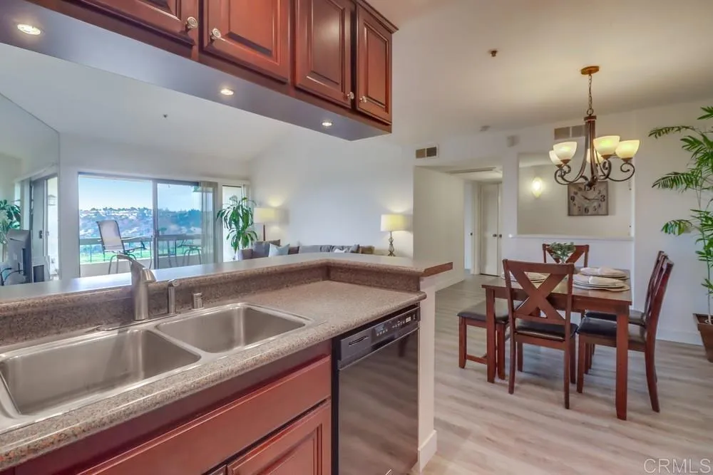 https://cdn.realtyfeed.com/cdn/127/306299128/2b18b7021b5222b2efd132ef2d1cf62a.webp
