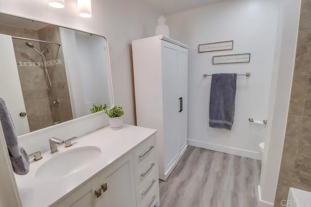 https://cdn.realtyfeed.com/cdn/127/306299128/f48412cda5a632eed37e254a65e44b1b.webp
