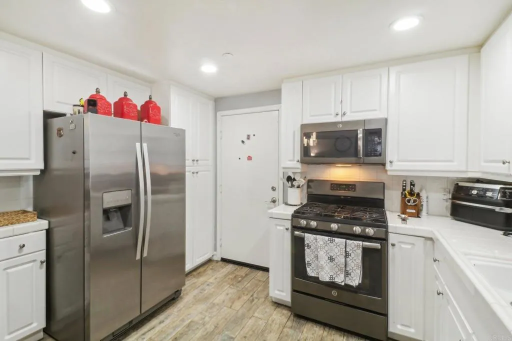 https://cdn.realtyfeed.com/cdn/127/306299129/7617e86c7213fdc5a7706d5b91792028.webp
