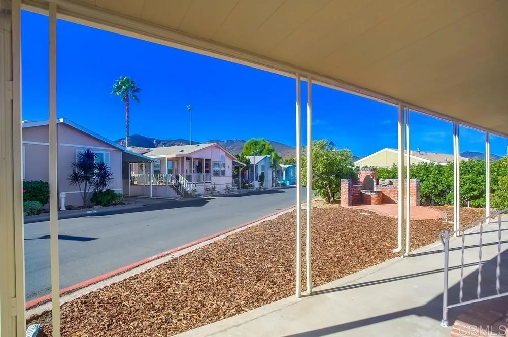 https://cdn.realtyfeed.com/cdn/127/306299629/495129401479d2acccdc79353676d64b.webp