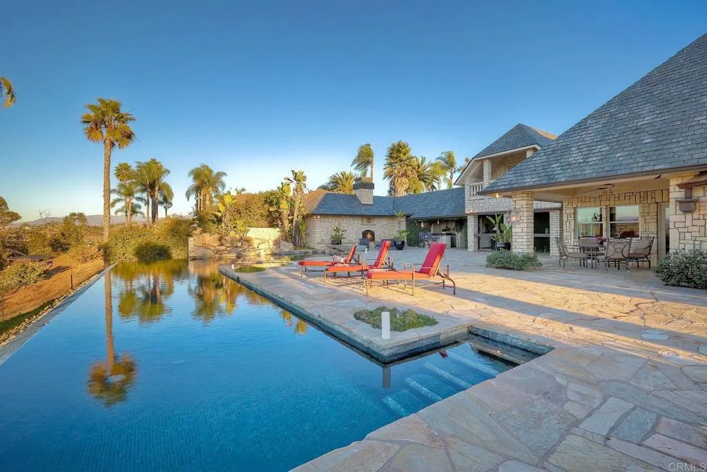 https://cdn.realtyfeed.com/cdn/127/306299696/a170c2c975e9662b8366f16c7b8714bb.webp