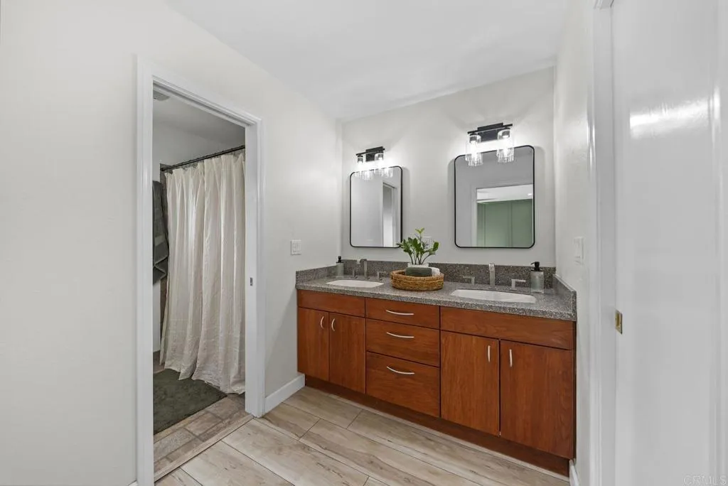 https://cdn.realtyfeed.com/cdn/127/306299820/f1c2fc43f582514724cb12a946acefcb.webp