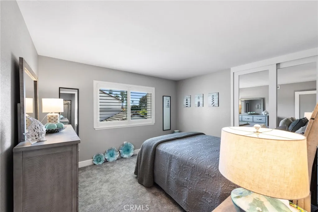 https://cdn.realtyfeed.com/cdn/127/306300665/0451541b46a64e4c1e4d9e9e27995538.webp