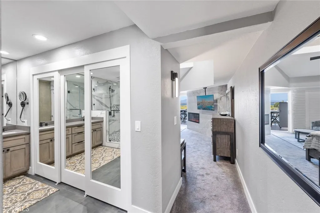 https://cdn.realtyfeed.com/cdn/127/306300665/2227593e914eaaee2433c85dfade6b08.webp