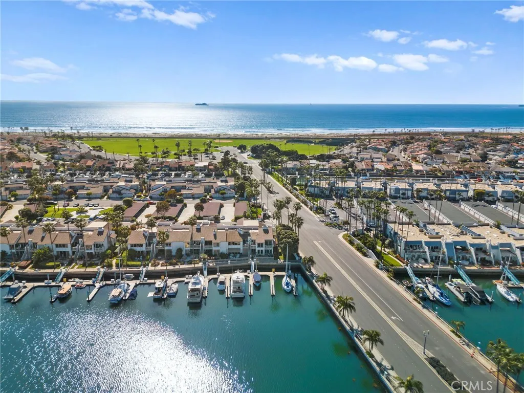 https://cdn.realtyfeed.com/cdn/127/306300665/ec2f5bbb0f26dd40e4047baf56bae18a.webp