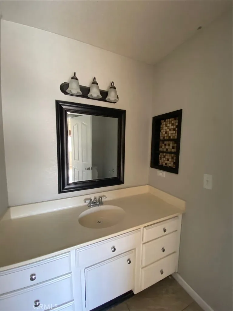 6039 Encelia, 29 Palms, Ca 92277 - Photo 5 of 14, 29 Palms, CA
