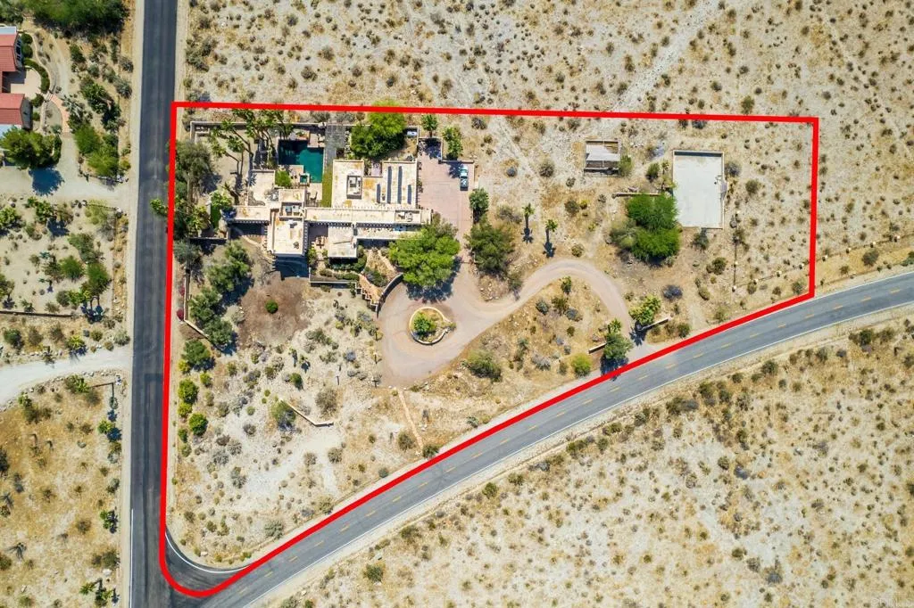 https://cdn.realtyfeed.com/cdn/127/306301926/6960ece146dda3a25841e1c70597c667.webp