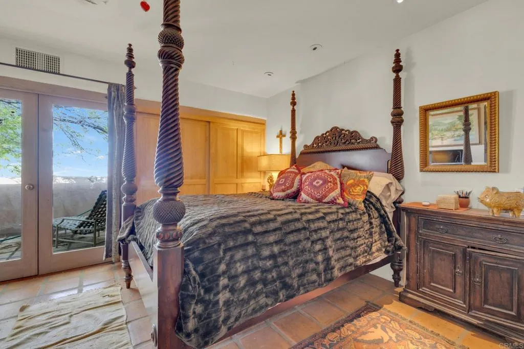 https://cdn.realtyfeed.com/cdn/127/306301926/768db9272a07c7527e30508d81e19ab9.webp