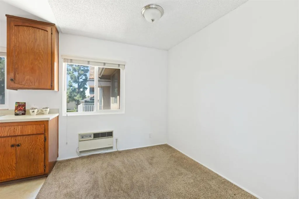 https://cdn.realtyfeed.com/cdn/127/306302014/5bcf8aef776dfe3e783a3bdc91270df2.webp