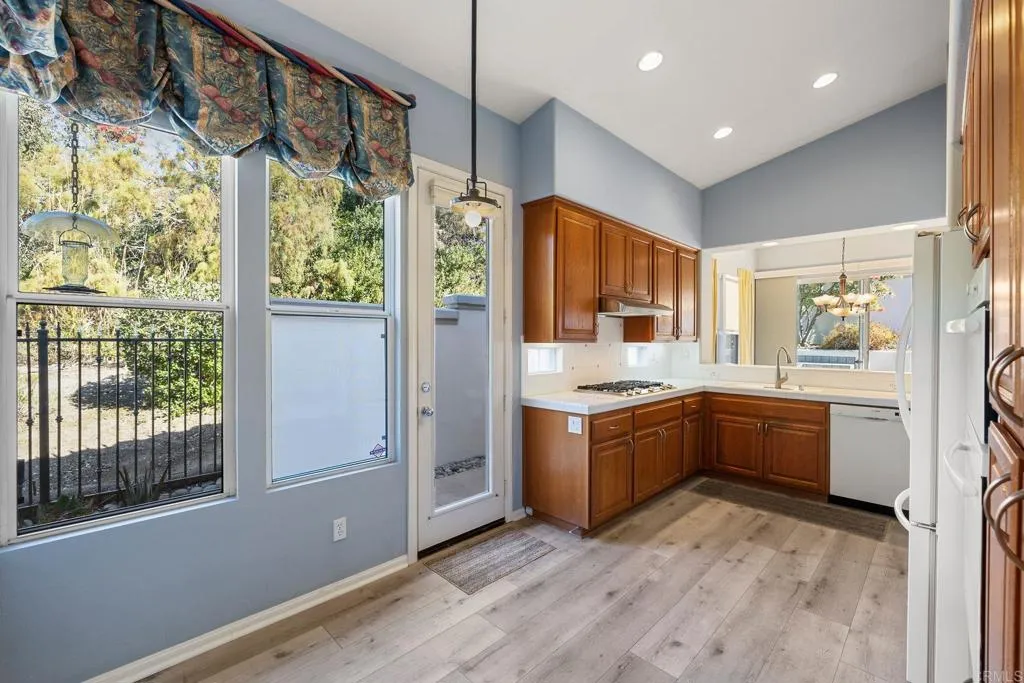Photo #6: NDP2409746 Listing 