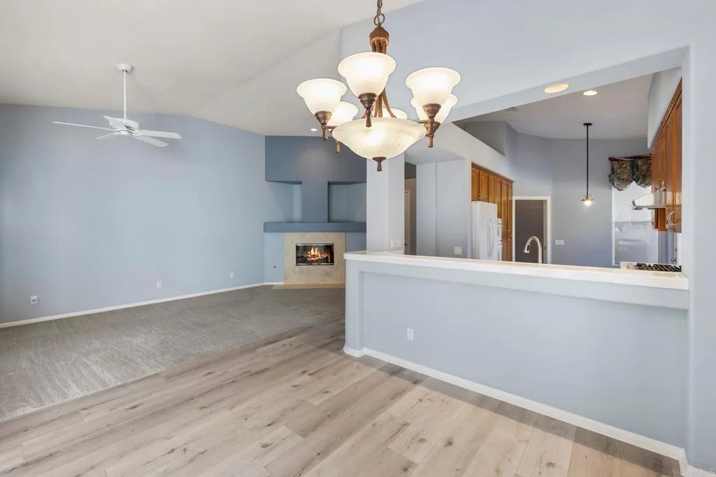 Photo #5: NDP2409746 Listing 