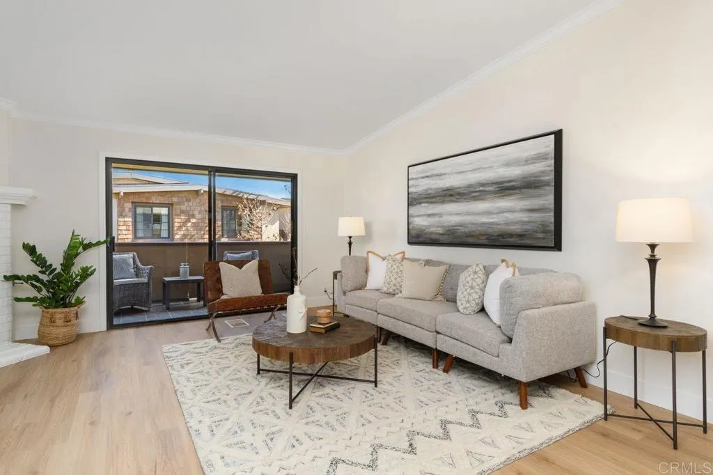 https://cdn.realtyfeed.com/cdn/127/306303145/27f2265eec910e68398a8580f51ab793.webp