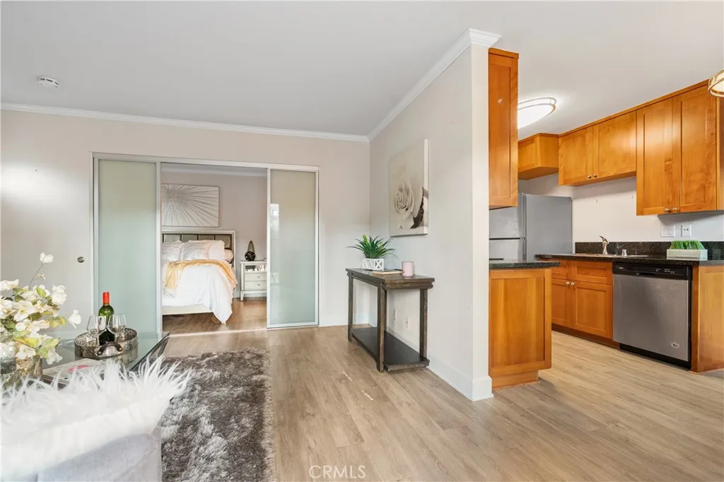 Photo #5: NP24228690 Listing 