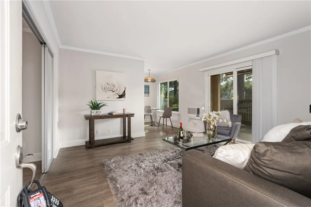 Photo #6: NP24228690 Listing 