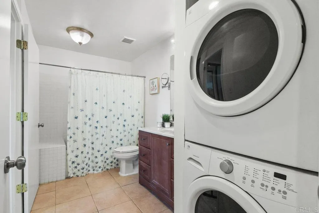 https://cdn.realtyfeed.com/cdn/127/306303905/c8eaa201443d121fb7ea7195fe6629e0.webp