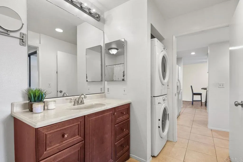 https://cdn.realtyfeed.com/cdn/127/306303905/dbf02626b28a4e0b039e6b247483fe1a.webp