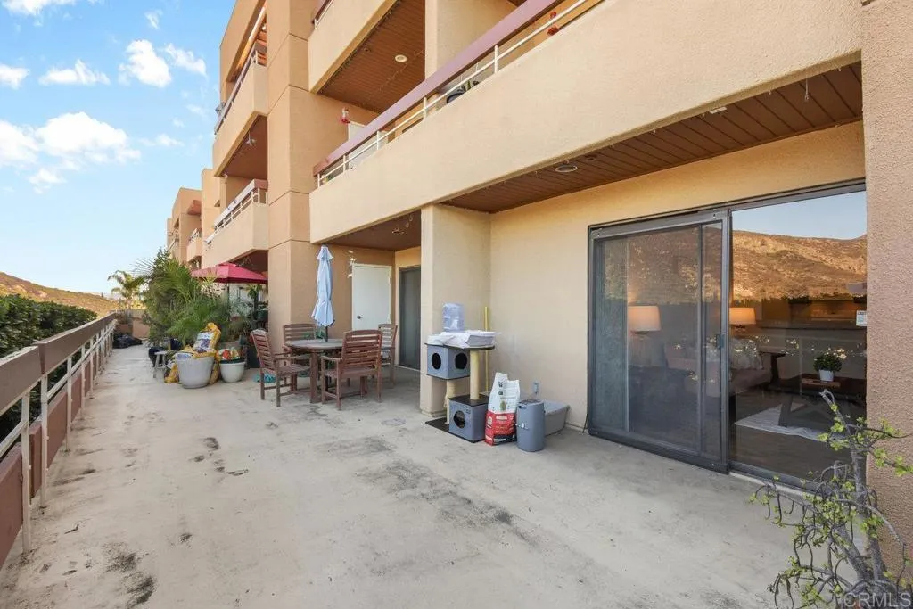 https://cdn.realtyfeed.com/cdn/127/306303905/ebc97279f54cf1e46f4c7df8b8dcdebe.webp
