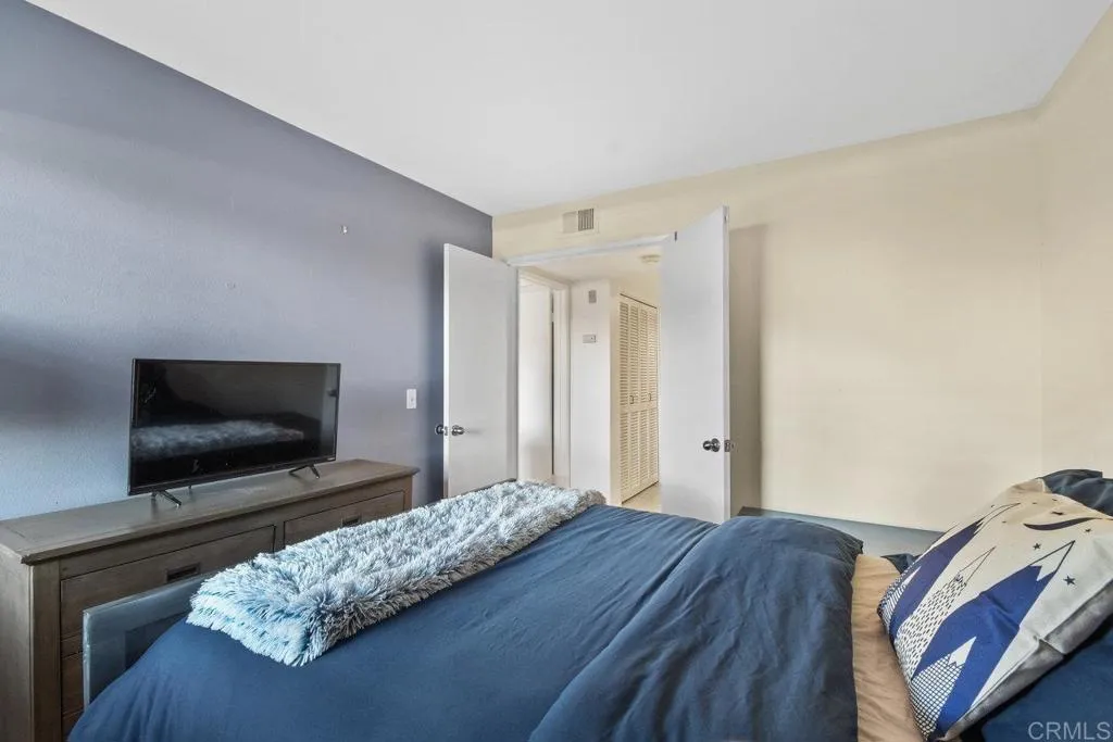 https://cdn.realtyfeed.com/cdn/127/306303905/fe1c62fd0a5b3eb15953f655b10a3b9b.webp